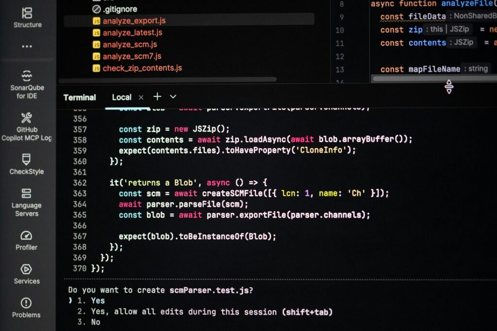 Dark-themed code editor screen displaying JavaScript, representing how the React Virtual DOM works